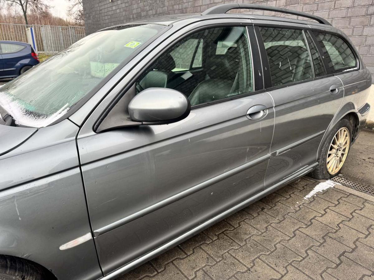 Jaguar X-Type original T&uuml;r vorn links LHK Quartzgrau Kombi Rohbau Bj.2006